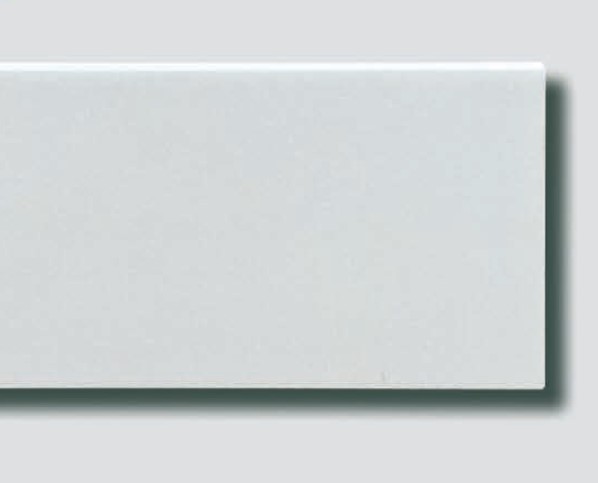 BATTISCOPA IN MDF PERSONALIZZABILE
